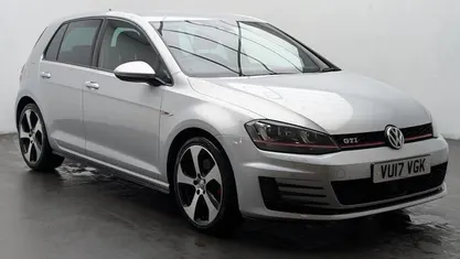 Used VW Golf VII GTI 220 HP (161 kW) 2016 Hatchback