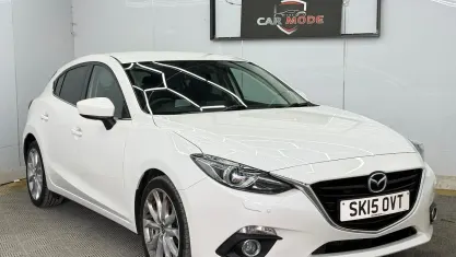 Used Mazda 3 Inclusive 165 HP (121 kW) 2015 White Hatchback