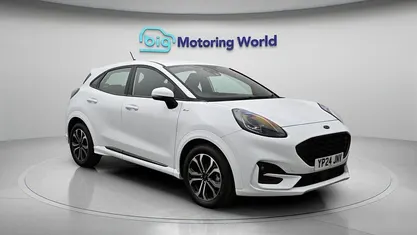 Usado Ford Puma ST-Line 125 HP (91 kW) 2023 Branco SUV