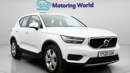 Second-hand Volvo XC40 Momentum 163 CP (119 kW) 2021 SUV