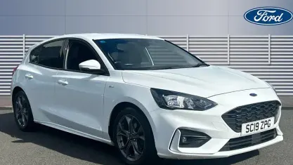 Begagnad Ford Focus ST-Line 125 HK (91 kW) 2020 Halvkombi