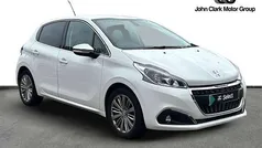 White Used 2017 Peugeot 208 Allure Hatchback | £6,750 (Fair price)