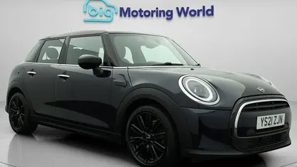 Used 2021 Mini Cooper Exclusive Hatchback | £16,500 (Fair price)