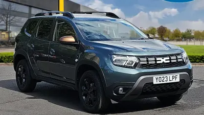 Used Dacia Duster Extreme 150 HP (110 kW) 2023 Green SUV