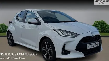 Used Toyota Yaris Hybrid Design 116 HP (85 kW) 2026 Hatchback