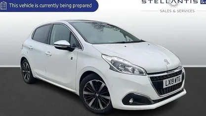 Used Peugeot 208 82 HP (60 kW) 2019 Hatchback