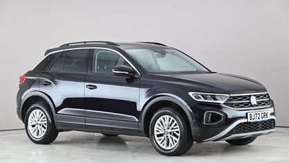 Usado VW T-Roc Life 150 HP (110 kW) 2025 SUV