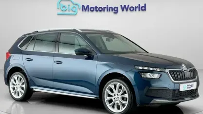 Usado Skoda 110 R SE L 110 CV (80 kW) 2021 Azul Utilitario