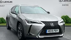 Used 2023 Lexus UX 250h SUV | £19,990 (Fair price)