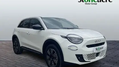 New Fiat 600 136 HP (100 kW) 2025 White SUV
