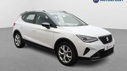 White Used 2022 Seat Arona FR SUV | £13,899 (Fair price)