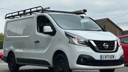 Used Nissan NV300 Acenta 120 HP (88 kW) 2017 White Van