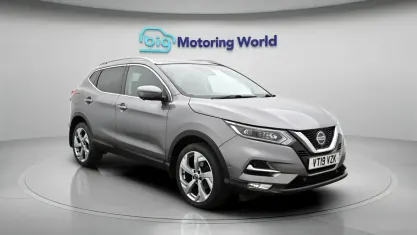 Used Nissan Qashqai S 140 HP (102 kW) 2019 Grey SUV