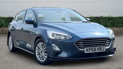 Gebraucht Ford Focus Titanium 125 PS (91 kW) 2020 Kleinwagen