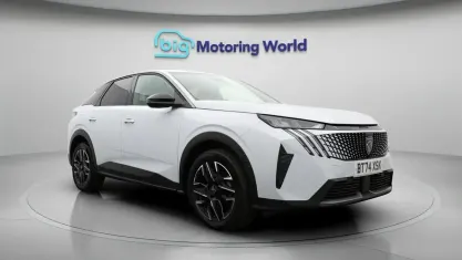 Używany Peugeot 3008 Allure 326 KM (239 kW) 2025 Biały SUV
