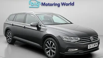 Begagnad VW Passat SEL 150 HK (110 kW) 2022 Grå Kombi