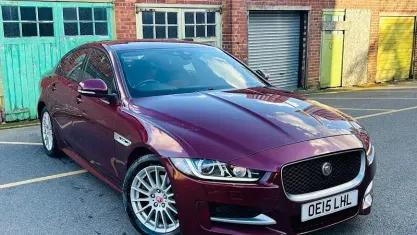 Used Jaguar XE R-Sport 163 HP (119 kW) 2015 Red Sedan