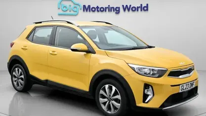 Used Kia Stonic 101 HP (74 kW) 2023 Yellow SUV