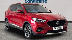 Tri coat dynamic red Used 2022 MG ZS Exclusive Sedan | £12,851 (Fair price)