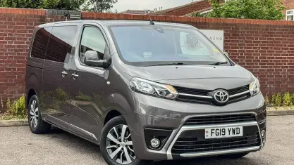 Usado Toyota Proace Verso City 179 CV (131 kW) 2019 Gris Familiar