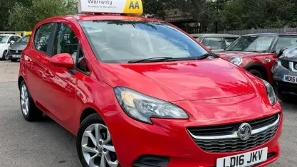 Used Vauxhall Corsa 90 HP (66 kW) 2015 Red Hatchback