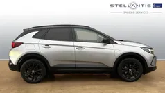 Grey Used 2022 Vauxhall Grandland X SRi SUV | £16,002 (Good price)