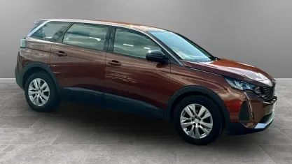 Used Peugeot 5008 Active Premium 131 HP (96 kW) 2022 Brown SUV