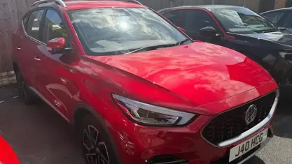 Używany MG ZS Exclusive 106 KM (77 kW) 2024 SUV