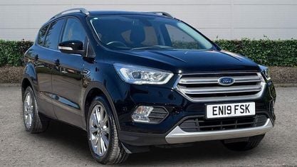 Second-hand Ford Kuga Titanium 150 CP (110 kW) 2019 Negru SUV