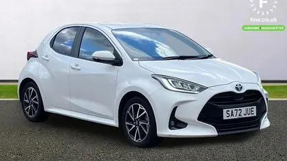 Used Toyota Yaris Hybrid Design 116 HP (85 kW) 2025 Hatchback