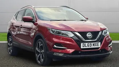Red Used 2019 Nissan Qashqai Tekna SUV | £11,490 (Fair price)