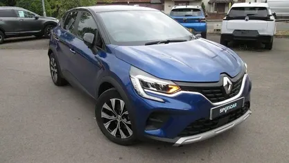 Second-hand Renault Captur Evolution 143 CP (105 kW) 2024 Albastru SUV
