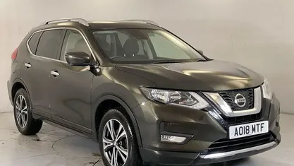 Used Nissan X-Trail N-Connecta 131 HP (96 kW) 2017 Green SUV