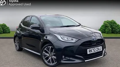Used Toyota Yaris Hybrid 116 HP (85 kW) 2024 Hatchback