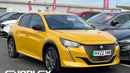 Used Peugeot e-208 Allure Premium 100 kW (136 HP) 2022 Hatchback