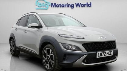 Usado Hyundai Kona Premium 120 CV (88 kW) 2022 Gris SUV