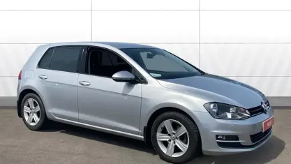 Used VW Golf VII Edition 125 HP (91 kW) 2016 Silver Hatchback