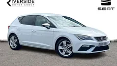 White Used 2020 Seat Leon Black Edition Hatchback | £10,290 (Super price)