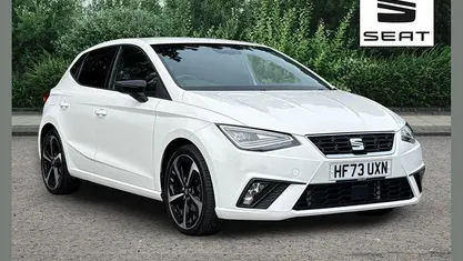 Used Seat Ibiza FR Sport 110 HP (80 kW) 2023 White Hatchback