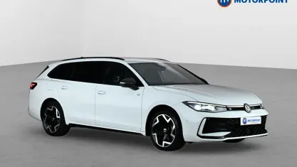 Used VW Passat R-line 272 HP (200 kW) 2025 White Estate