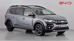 Steel grey Used 2024 Dacia Jogger Extreme MPV | £19,790 (Fair price)