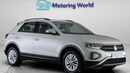 Usado VW T-Roc Life 150 HP (110 kW) 2025 SUV