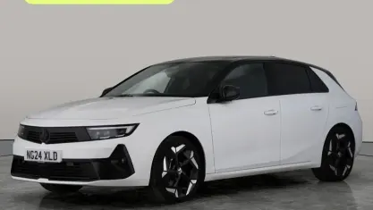 Usado Vauxhall Astra GSe 224 CV (164 kW) 2023 Blanco Utilitario