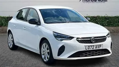 Used Vauxhall Corsa Design Edition 75 HP (55 kW) 2022 Jade white Hatchback