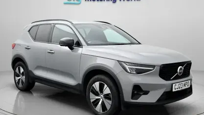 Used Volvo XC40 Plus 211 HP (155 kW) 2023 Grey SUV