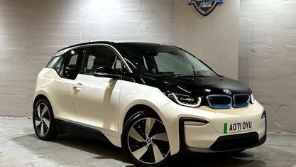 Begagnad BMW i3 Comfort Edition 125 kW (170 HK) 2021 Vit Halvkombi