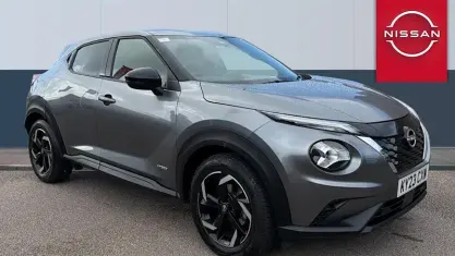 Usado Nissan Juke N-Connecta 143 CV (105 kW) 2023 Gris SUV