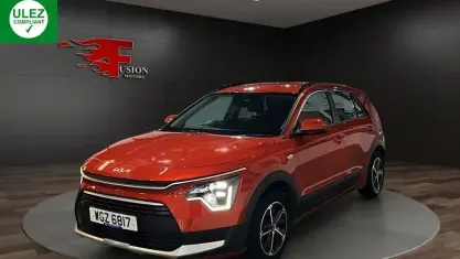 Used Kia Niro 141 HP (103 kW) 2023 Orange SUV