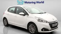 Used 2018 Peugeot 208 Signature Sky Hatchback | £7,500 (Fair price)