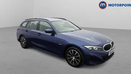 Used BMW 330e Sport Line 292 HP (214 kW) 2023 Blue Estate